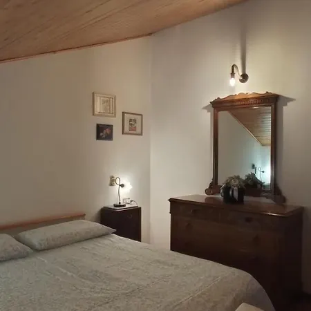 Apartment Mansarda Anna E Marco *