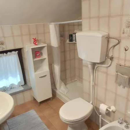 Apartment Mansarda Anna E Marco